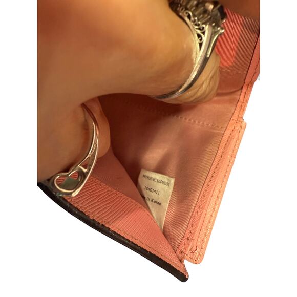 MCM Visetos Monogram Bifold Cardholder Wallet*Pink*with Entrupy COA - Picture 6 of 8